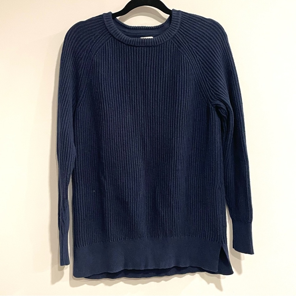 L.L. Bean Navy Blue Women's Crew Neck Sweater